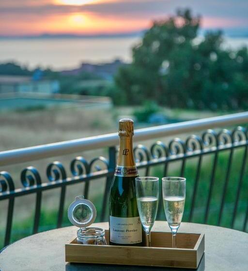 キングサイズベッドのスタンダードルーム, Perla Beach Stabia B&b