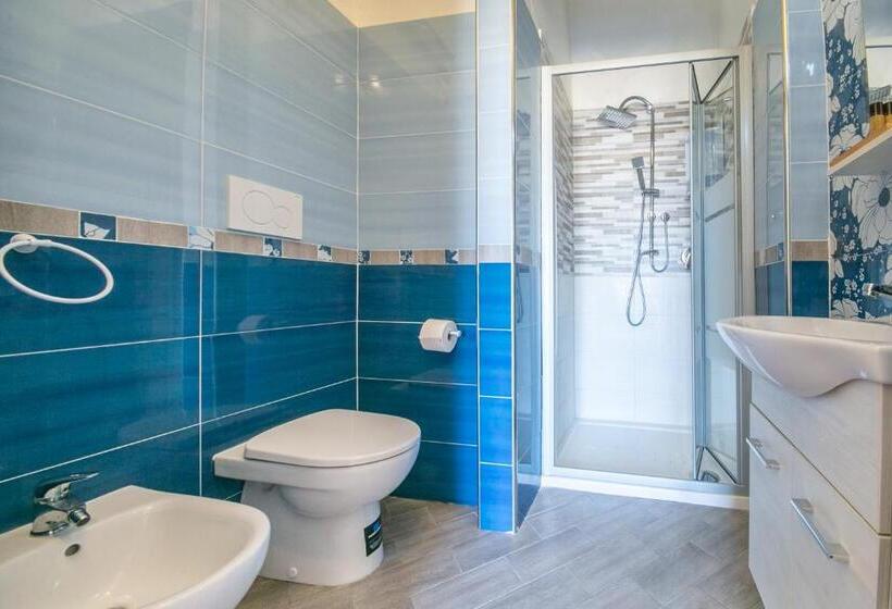 キングサイズベッドのスタンダードルーム, Perla Beach Stabia B&b