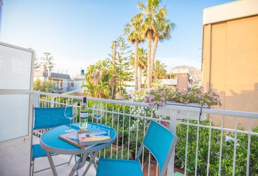 اتاق لوکس, B&b Olas Del Mar