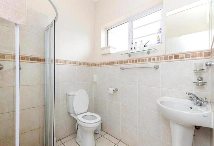 اتاق استاندارد چهار تخته, Bydand B&b