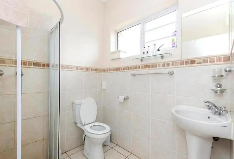 Standard Neljän Hengen Huone, Bydand B&b