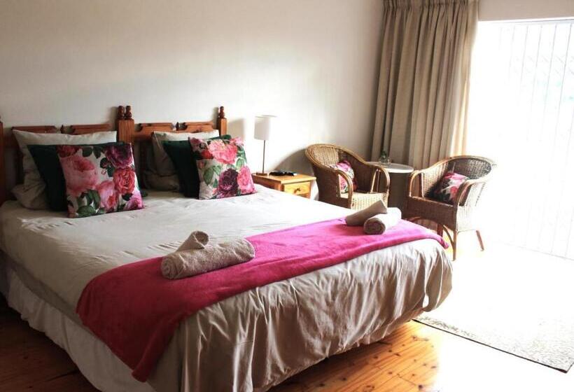 اتاق استاندارد چهار تخته, Bydand B&b