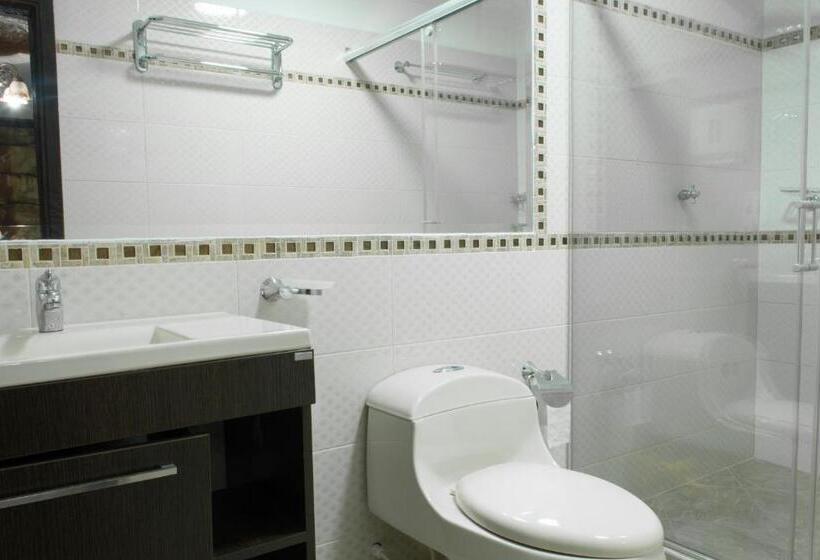 סוויטה, Casa Morales