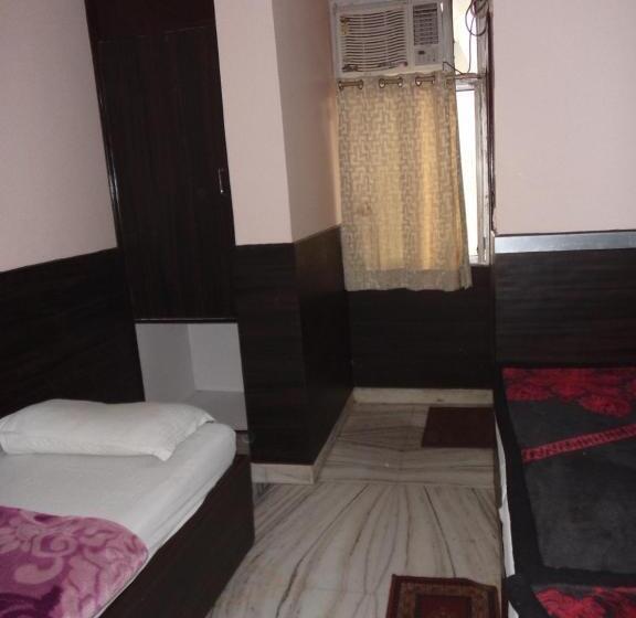 חדר משפחתי דלוקס, Gem Palace