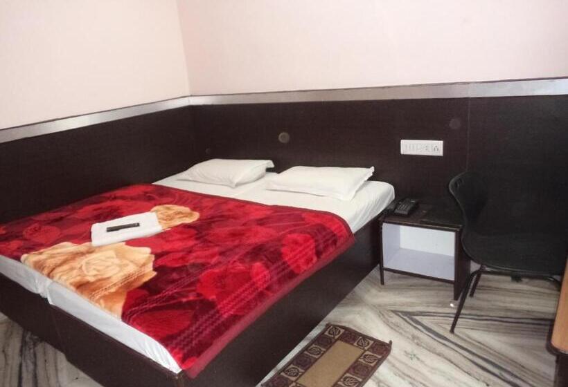 غرفة ديلوكس عائلية, Gem Palace