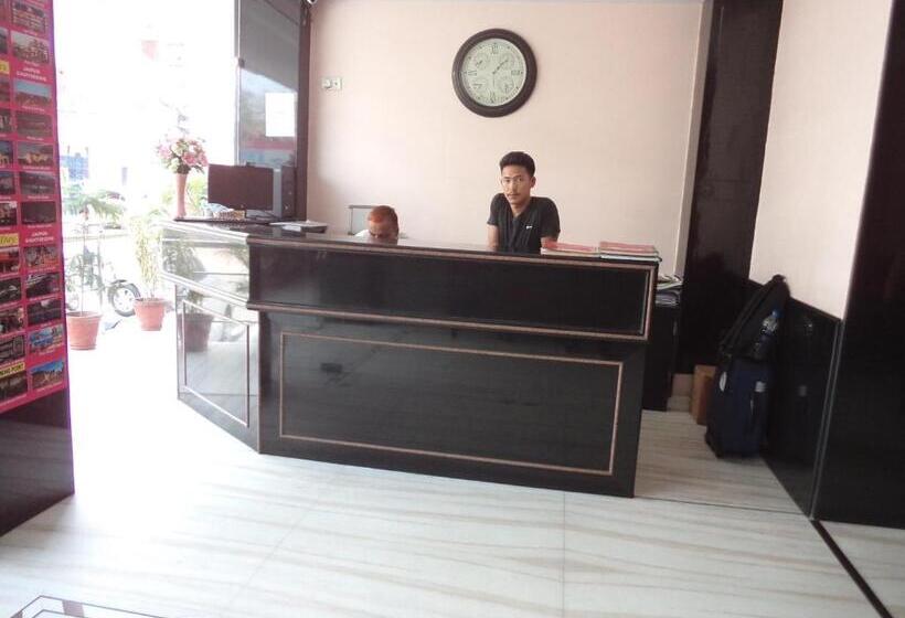 غرفة ديلوكس عائلية, Gem Palace