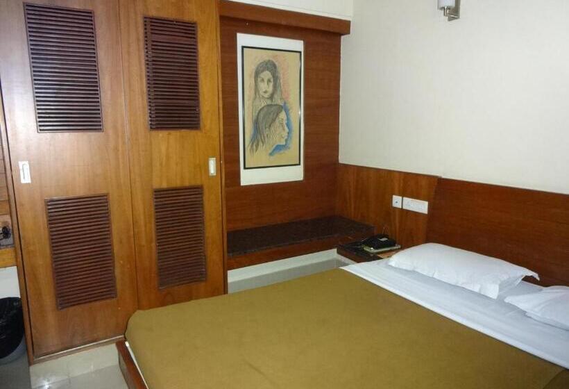 Номер Стандарт, Sheetal Residency