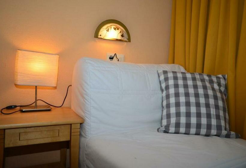 标准间, Haus Bergfrieden