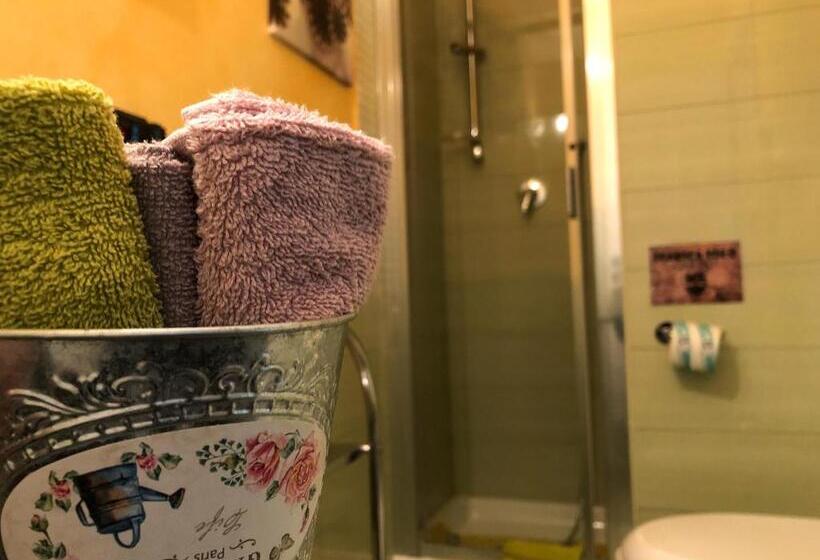 Classic room with balcony, Rizzi Marianna B&b