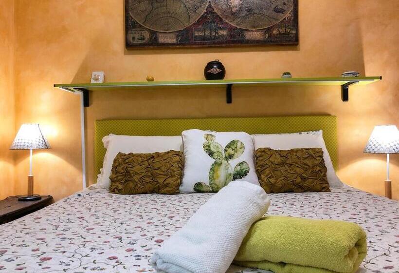 Classic room with balcony, Rizzi Marianna B&b