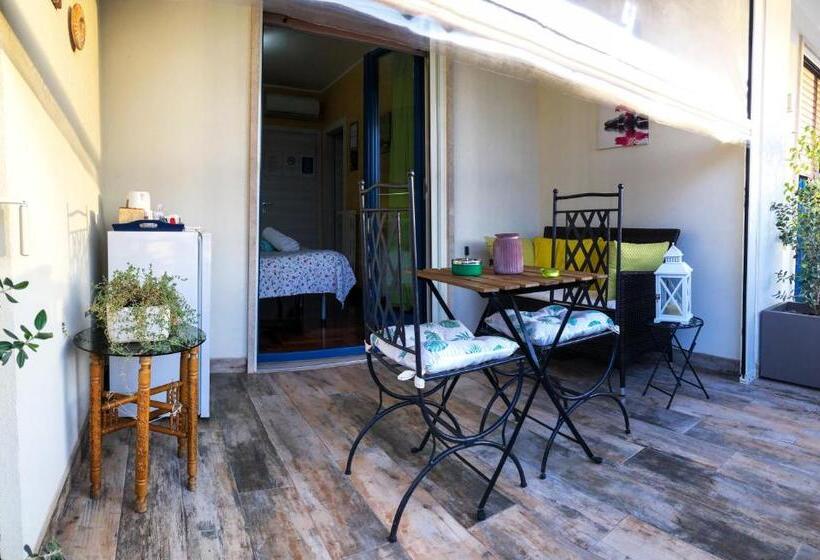 Classic room with balcony, Rizzi Marianna B&b