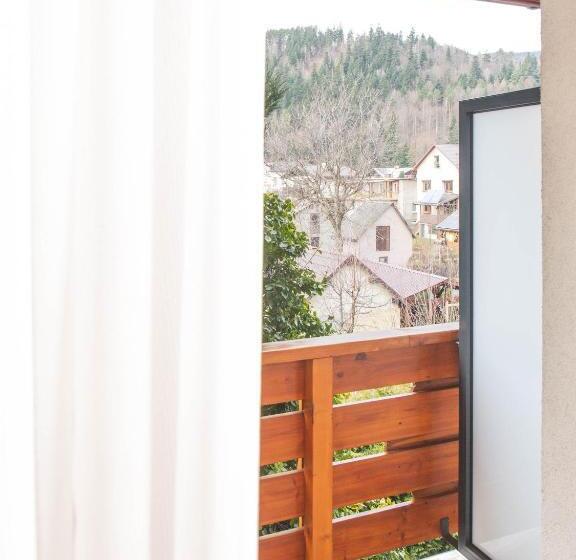 غرفة قياسية, Beskidian