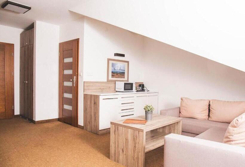 شقة غرفة واحدة, Beskidian