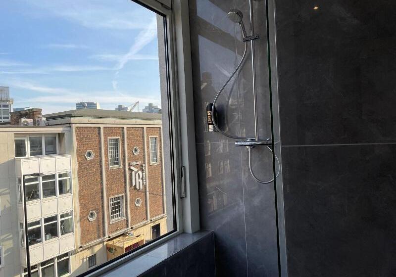 اتاق استاندارد یک نفره, H3 Hotel Rotterdam City Center