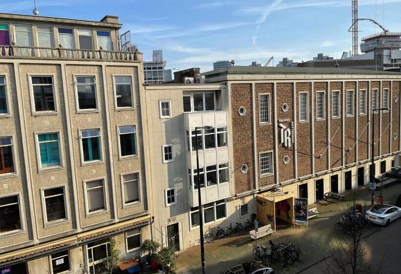 اتاق استاندارد یک نفره, H3 Hotel Rotterdam City Center