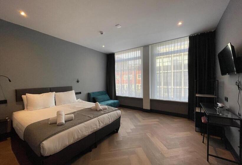 اتاق راحتی سه تخته, H3 Hotel Rotterdam City Center