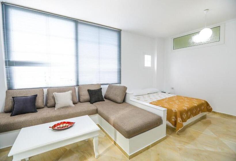 Deniz Manzaralı Superior Üç kişilik Oda, Vila Enxhi