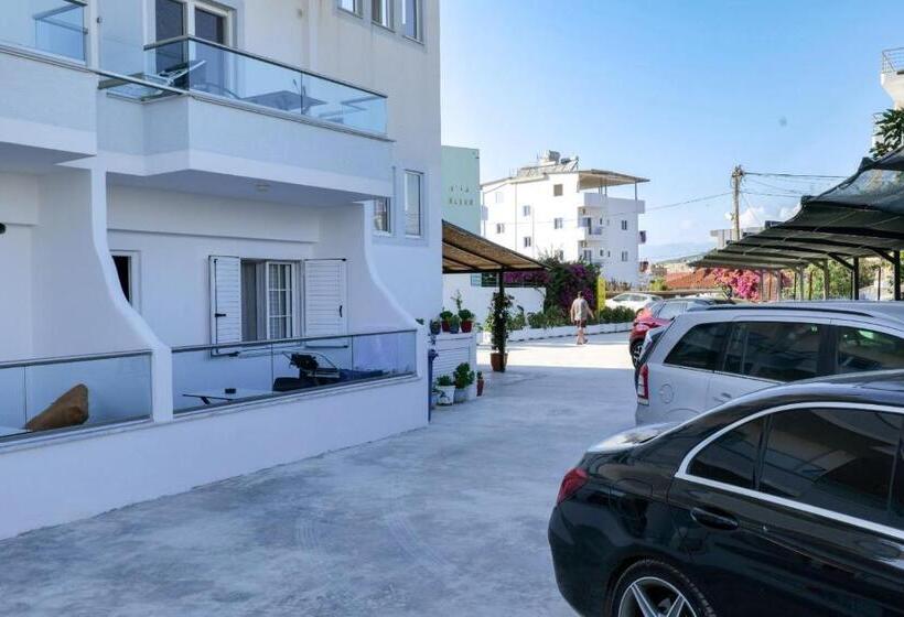 Standart Oda, Vila Enxhi