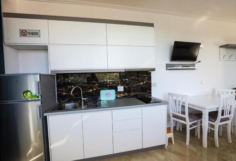 Deniz Manzaralı Superior Üç kişilik Oda, Vila Enxhi