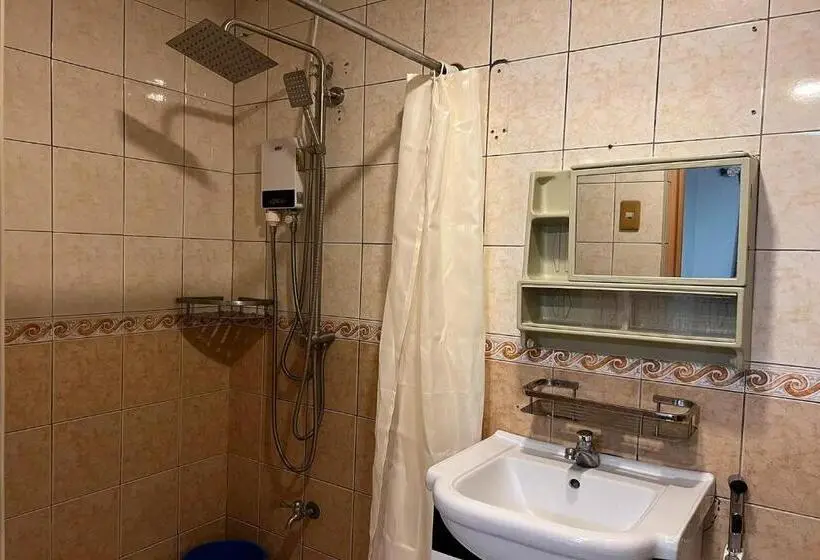 اتاق خانوادگی, Remedios Hotel Manila City Center