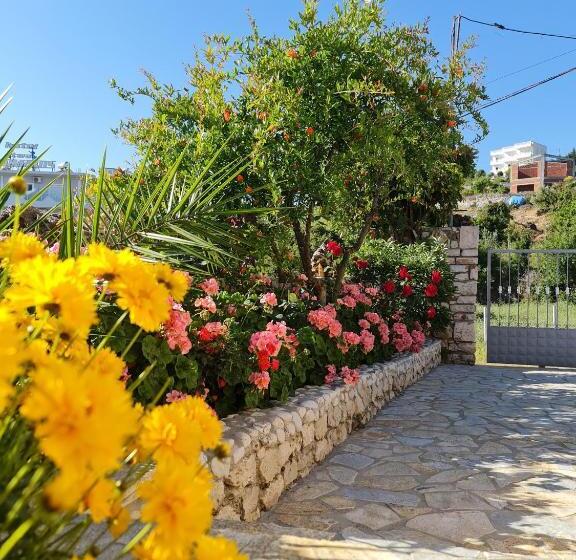 חדר משפחתי, Guesthouse Redilka