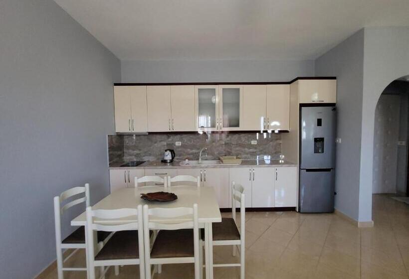 חדר משפחתי, Guesthouse Redilka