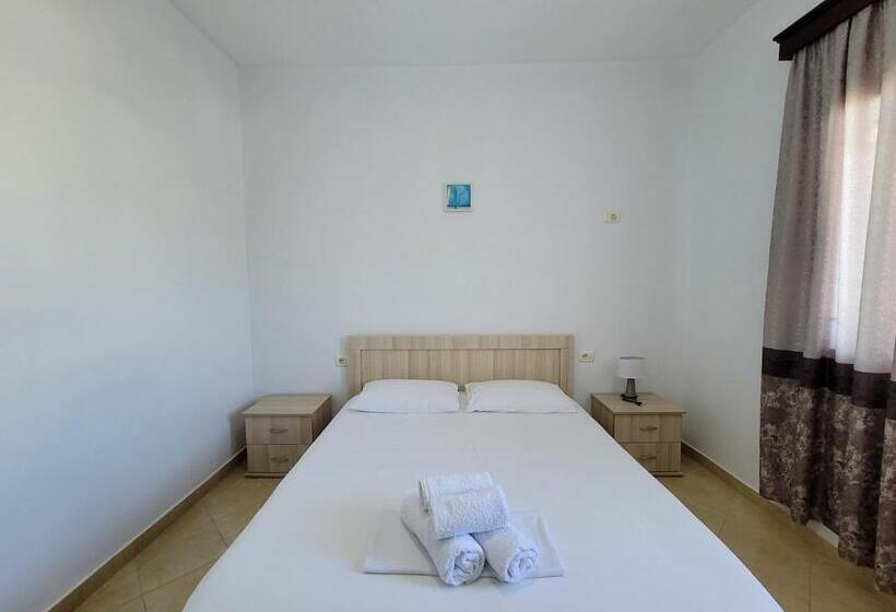 اتاق خانوادگی, Guesthouse Redilka