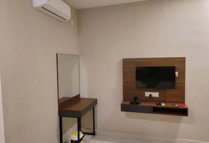 Chambre Triple Standard, M Square