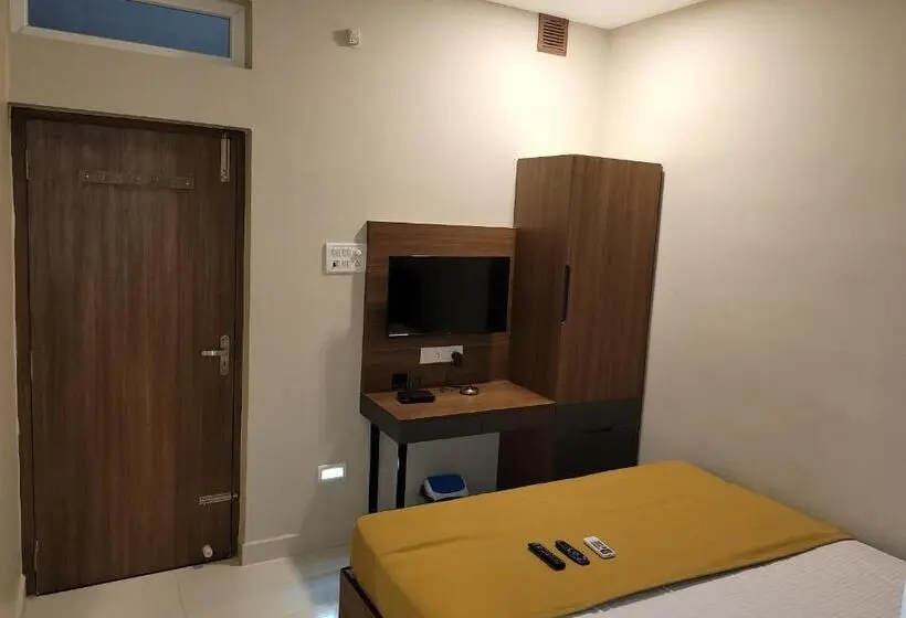 Chambre Familiale Deluxe, M Square