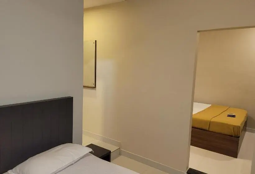Chambre Familiale Deluxe, M Square