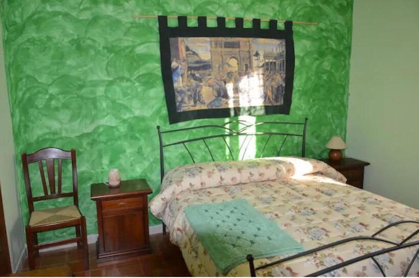 اتاق استاندارد, La Maison