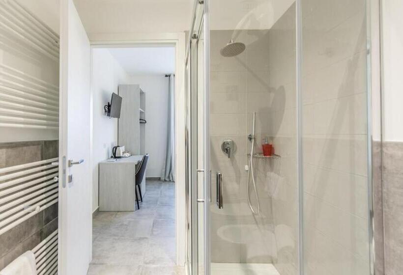 标准间带游泳池, Mincio Relais