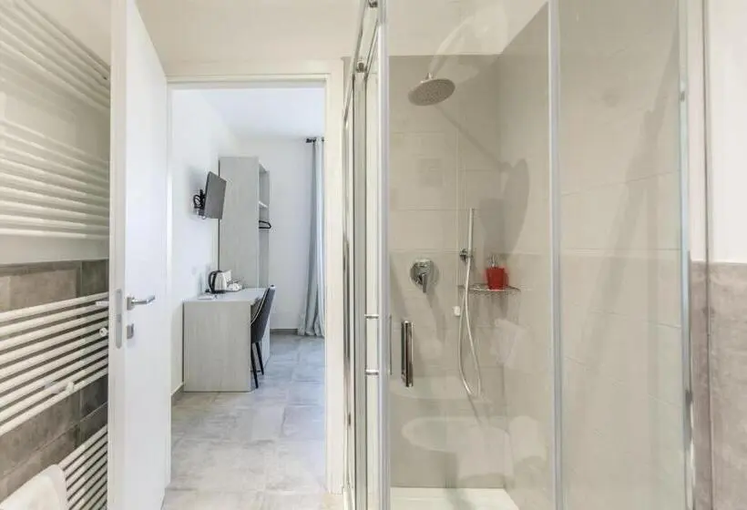 اتاق استاندارد با چشمانداز استخر, Mincio Relais
