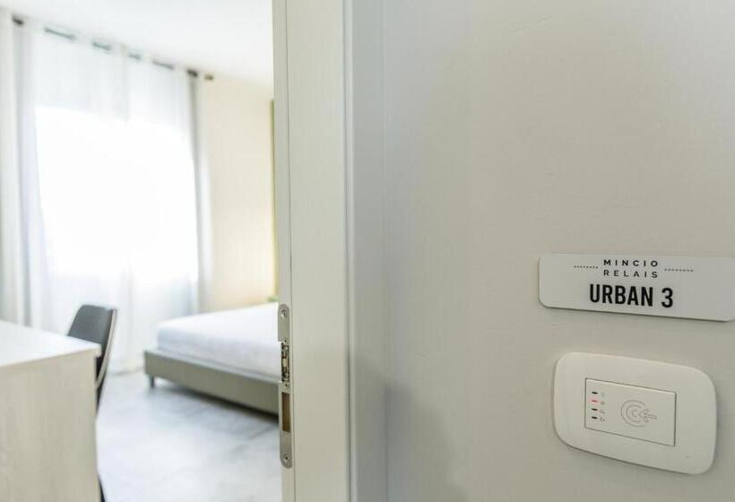 标准间带游泳池, Mincio Relais