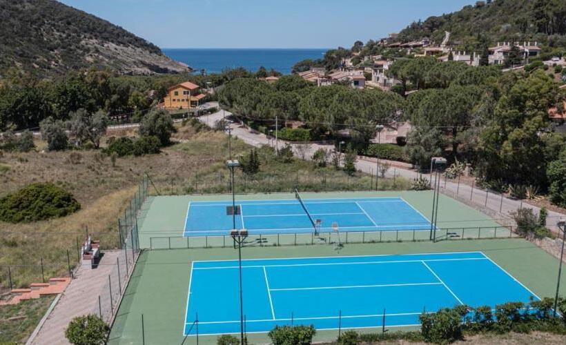 Апартаменты 2 Спальни, Elba Island Resort Pool & Tennis