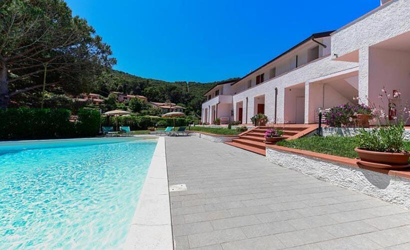 Апартаменты 2 Спальни, Elba Island Resort Pool & Tennis