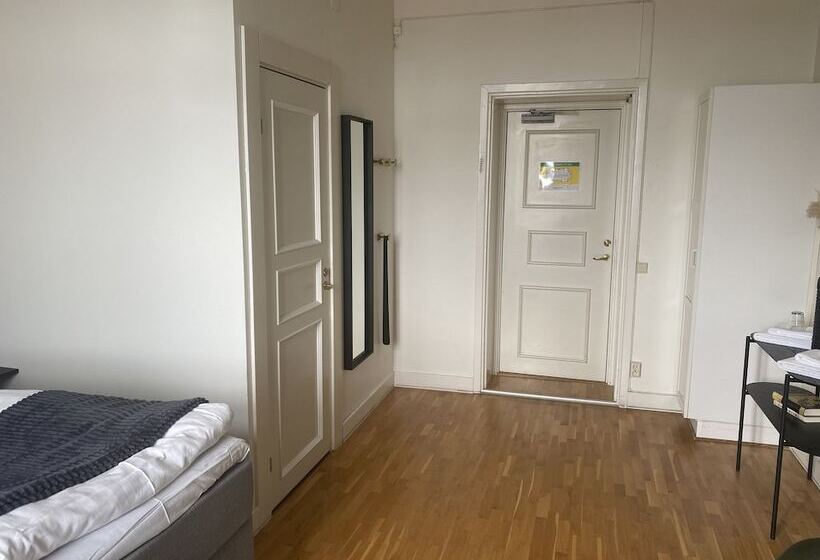 スーペリアシングルルーム, Frövi Hotell