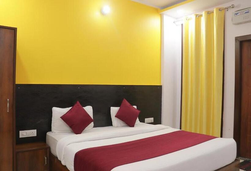 Quarto Deluxe, The Royal Galaxy