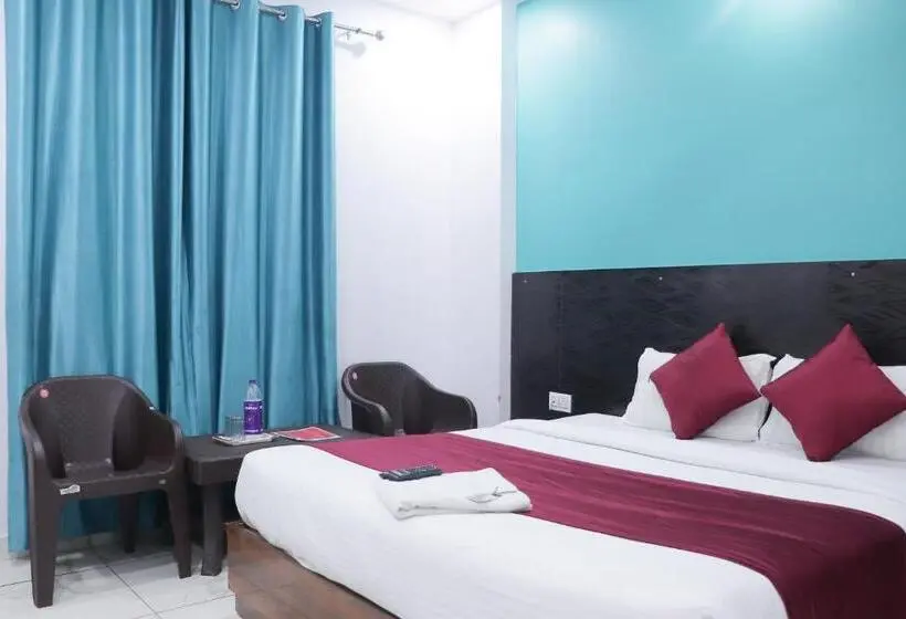 Chambre Standard, The Royal Galaxy