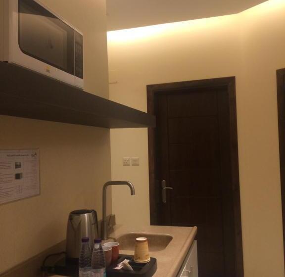 2 Schlafzimmer Apartment, لافندر للشقق المخدومة