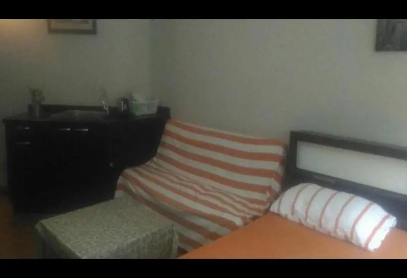 スタンダード４人部屋, Room In Apartment  Poppular Palace Don Mueang Bangkok, 5minute Drive From Impact Arena