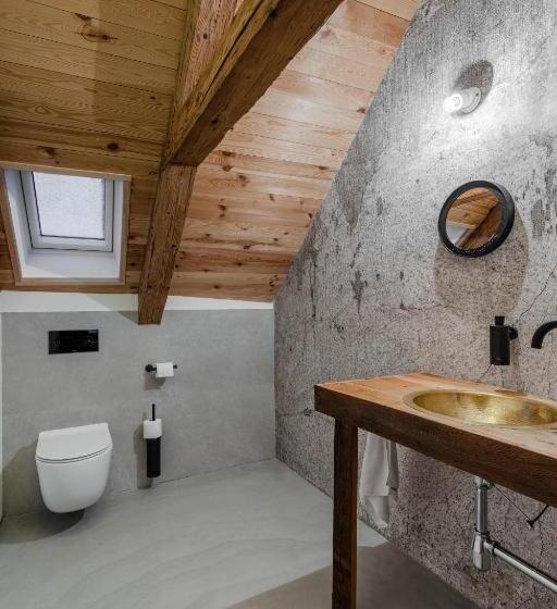 可观山景的小型套房, Das Fort Boutique