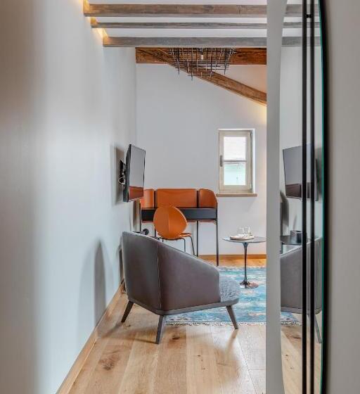 带大床的套房, Das Fort Boutique