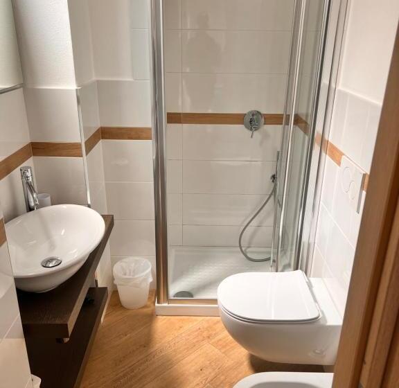 Quarto Deluxe, Nada Mas