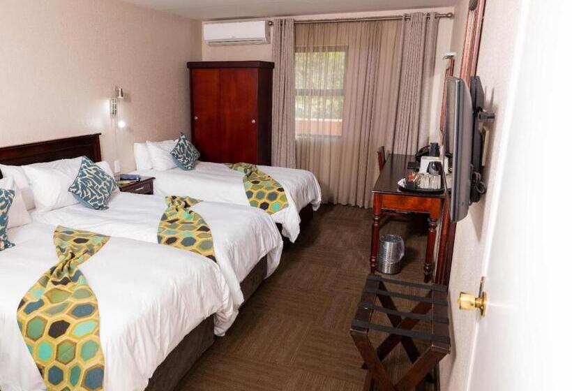 컴포트 트리플 룸, 247 @ White River