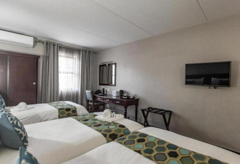 컴포트 트리플 룸, 247 @ White River