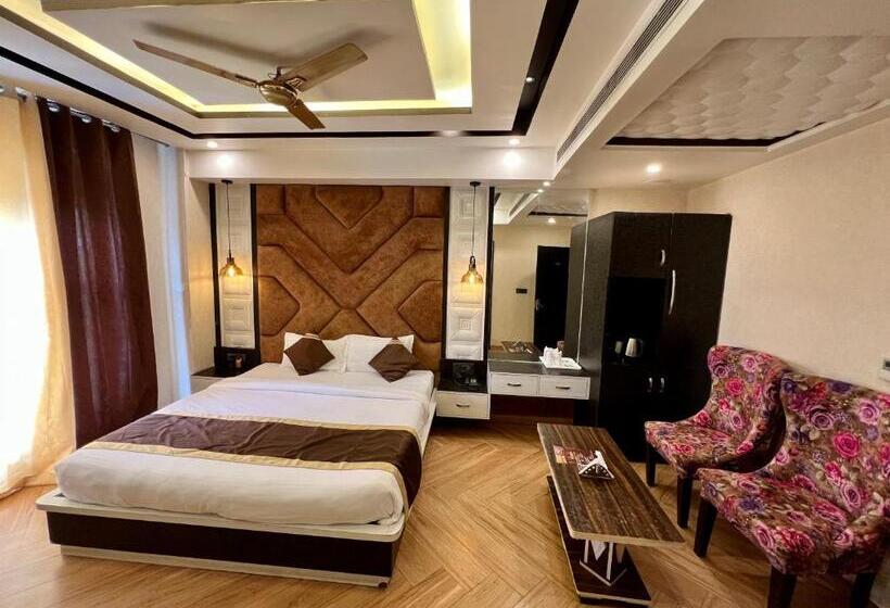 디럭스 룸 킹사이즈 침대, Pleasant View