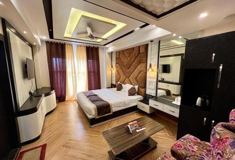 디럭스 룸 킹사이즈 침대, Pleasant View