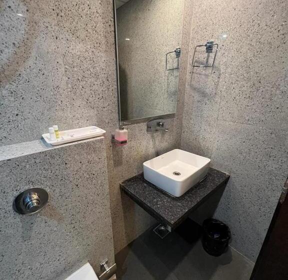 디럭스 룸 킹사이즈 침대, Pleasant View