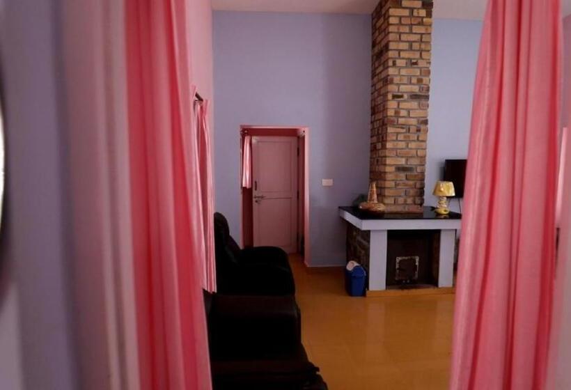 جناح ديلوكس سرير كينج, Status Hillpark